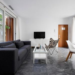 Apartamento Grande de 2 Dormitorios